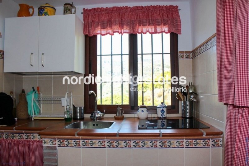 Estupenda villa de campo, todo legal y con DAFO