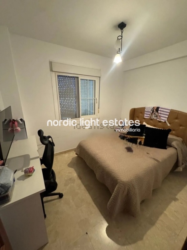 Chalet adosado con 3 terrazas grandes