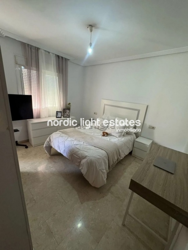 Chalet adosado con 3 terrazas grandes
