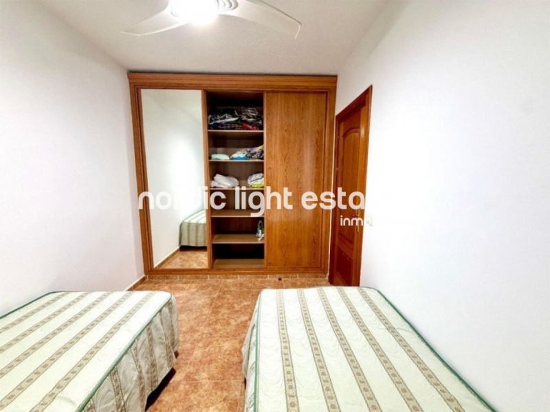 Beachfront apartment located on Paseo de Velilla