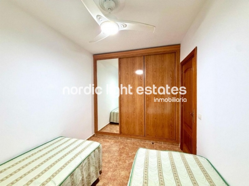Beachfront apartment located on Paseo de Velilla
