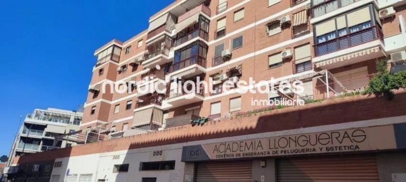 Flat in need of renovation. Poll, parking space, store room