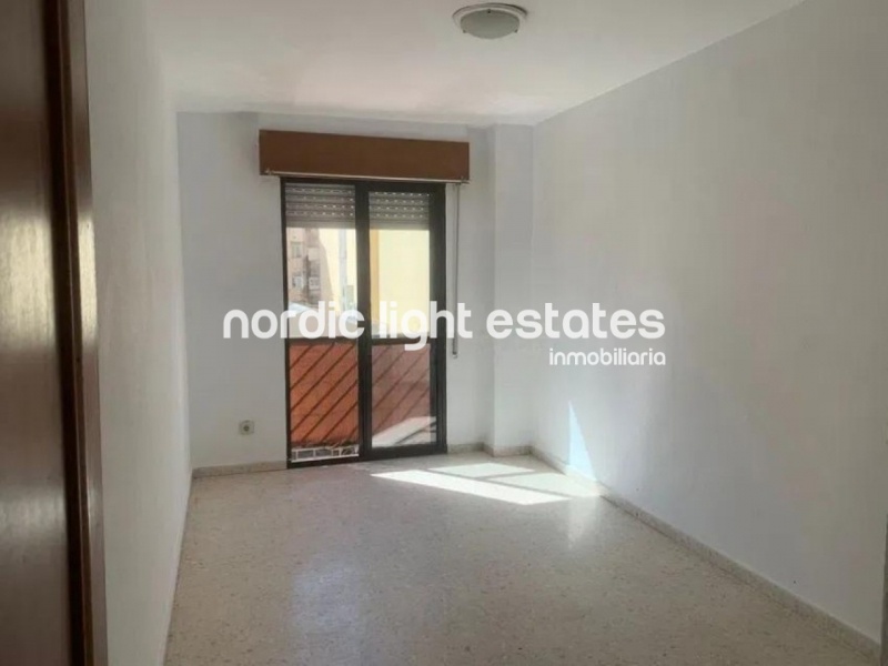 Flat in need of renovation. Poll, parking space, store room