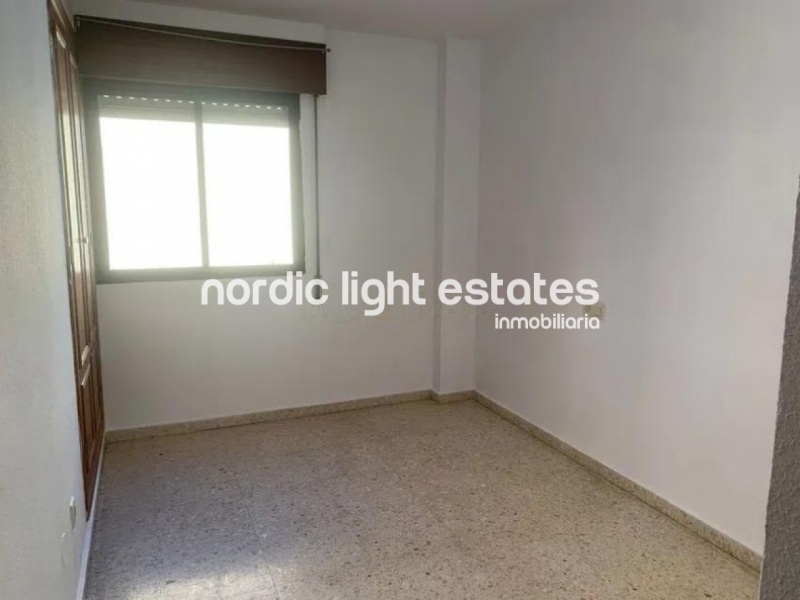 Flat in need of renovation. Poll, parking space, store room