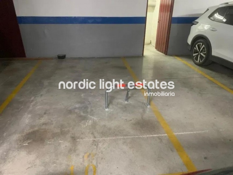 Flat in need of renovation. Poll, parking space, store room
