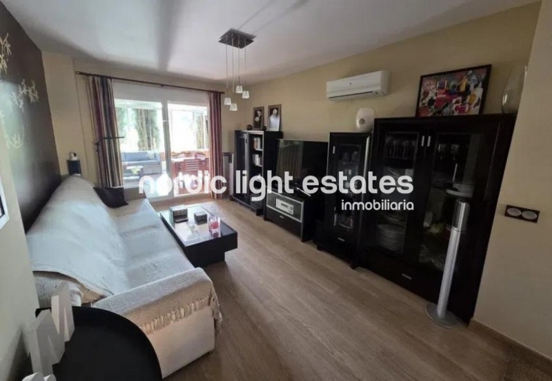 Townhouse located on the front line of Baviera Golf