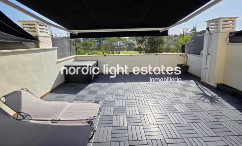 Townhouse located on the front line of Baviera Golf