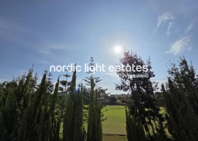 Townhouse located on the front line of Baviera Golf