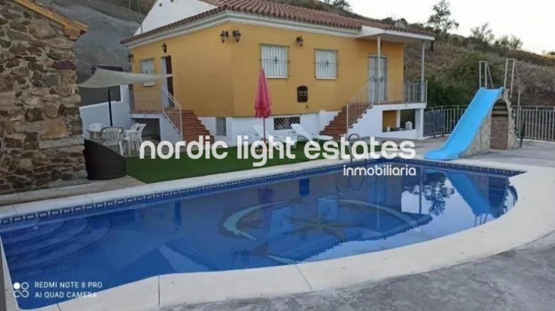 Spacious country house in Puerto de la Torre, 5 bedrooms