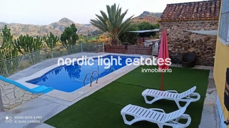 Spacious country house in Puerto de la Torre, 5 bedrooms