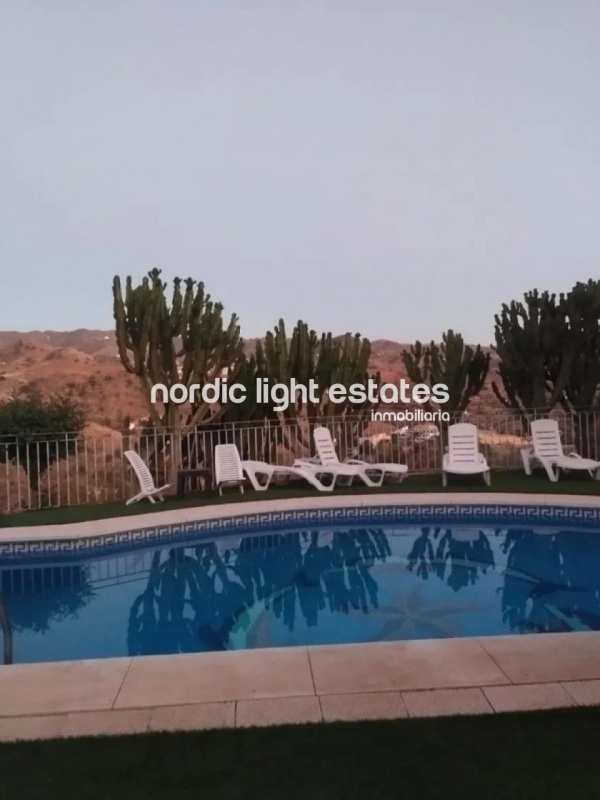 Spacious country house in Puerto de la Torre, 5 bedrooms