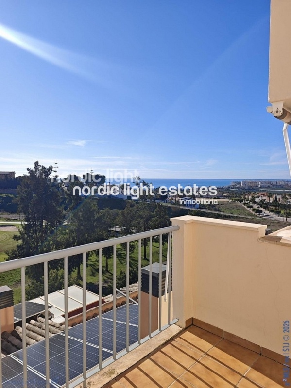 Modern apartment in Baviera Golf