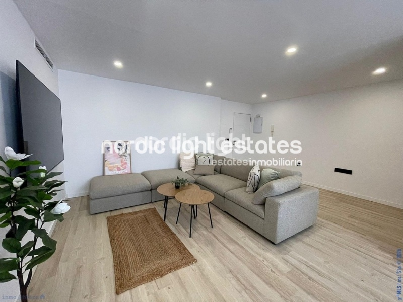 Modern renovated apartment just steps from the beach