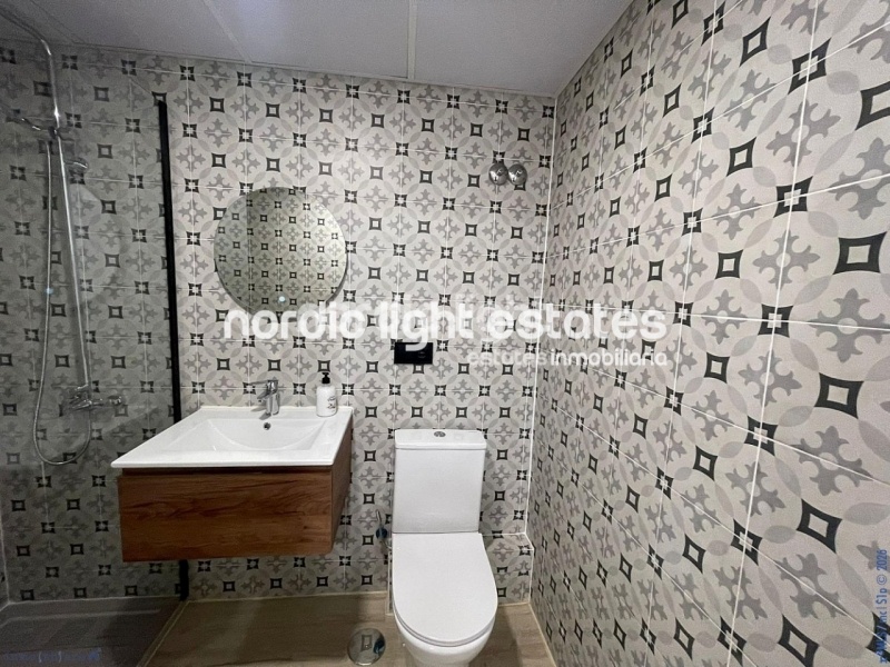 Modern renovated apartment just steps from the beach