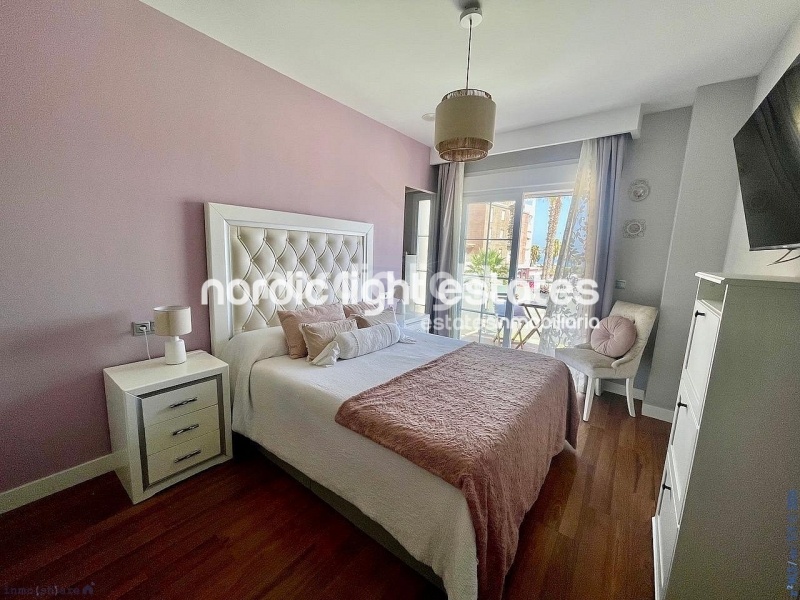 Elegant renovated beachfront townhouse