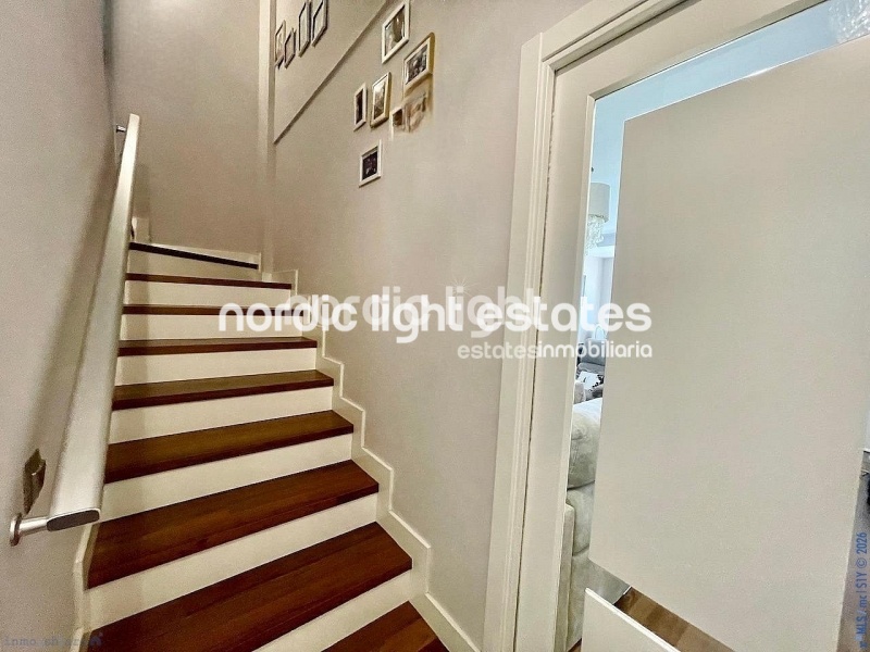 Elegant renovated beachfront townhouse