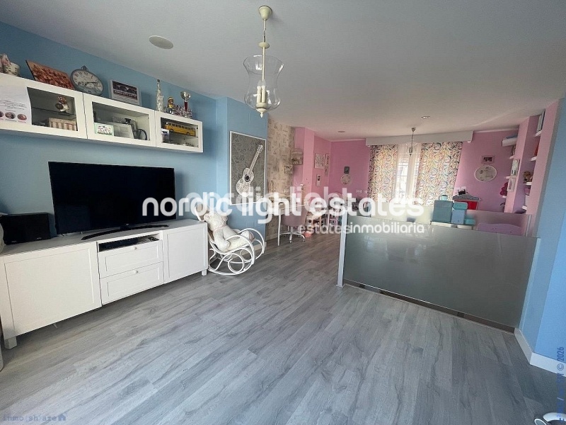 Elegant renovated beachfront townhouse