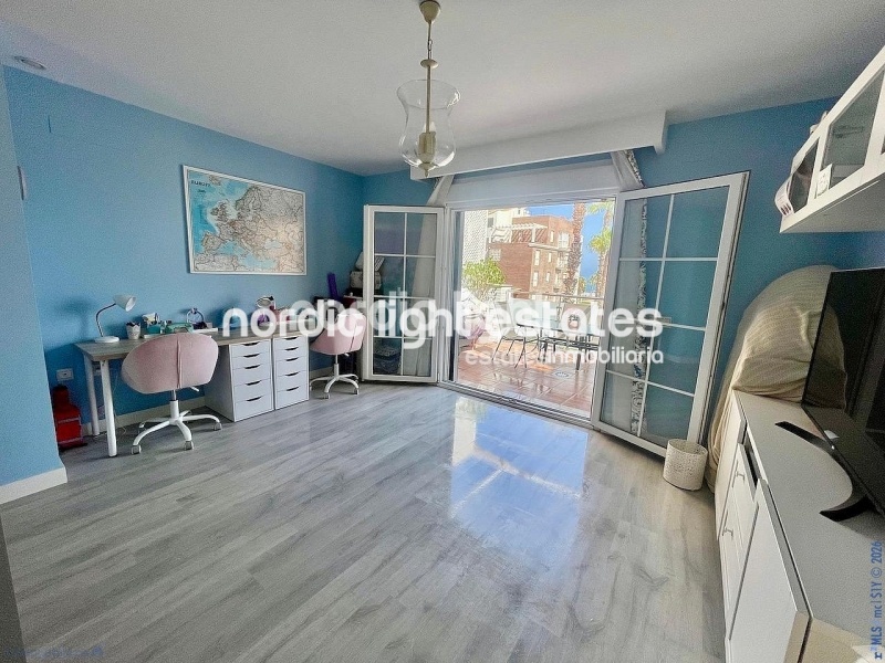 Elegant renovated beachfront townhouse