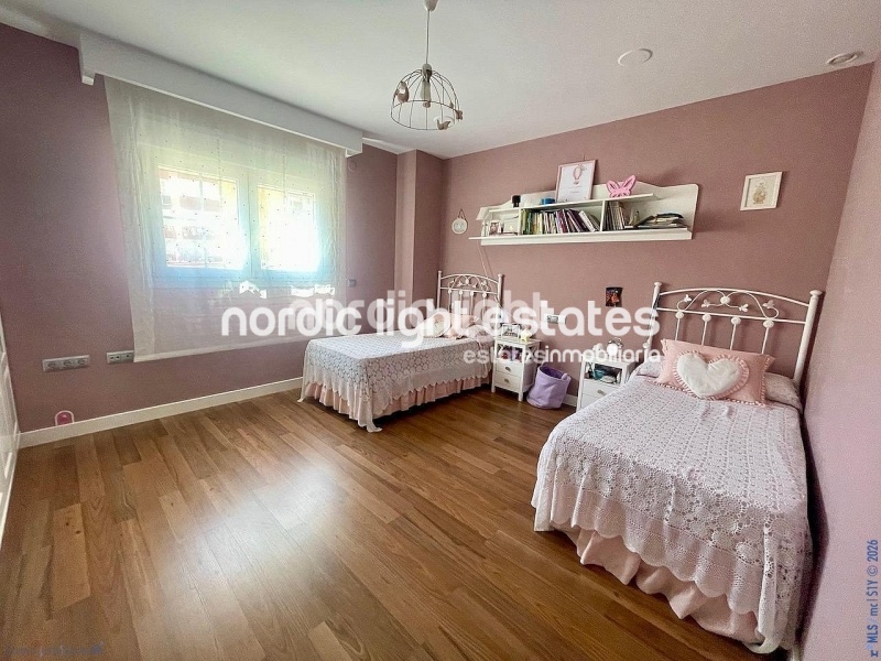 Elegant renovated beachfront townhouse