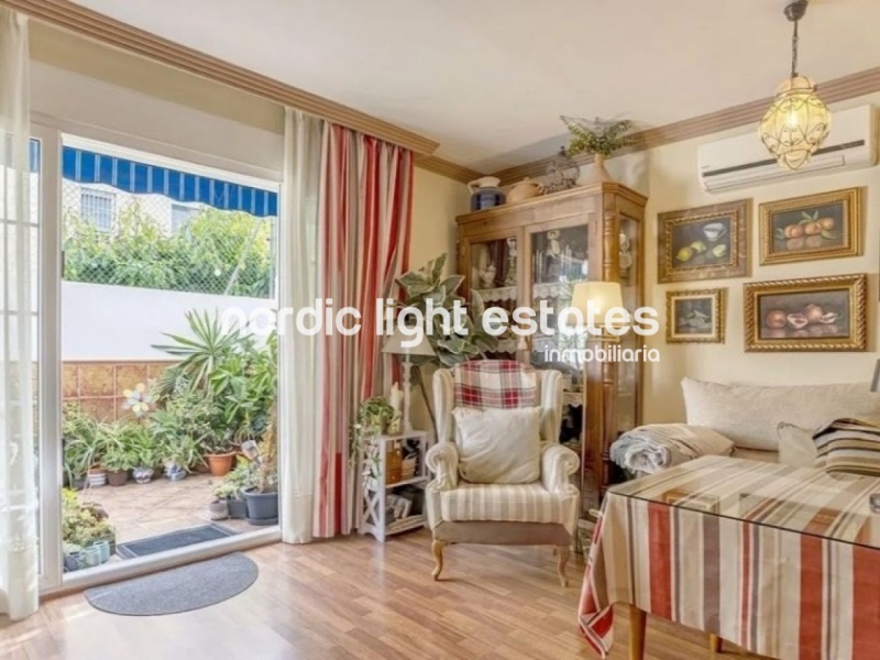Excelente casa adosada con 2 plazas de parking y 2 trasteros
