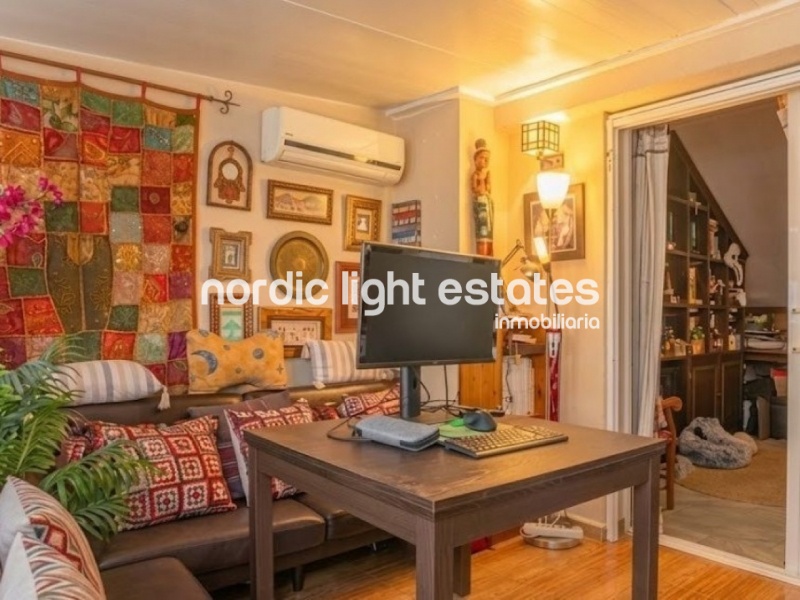 Excelente casa adosada con 2 plazas de parking y 2 trasteros