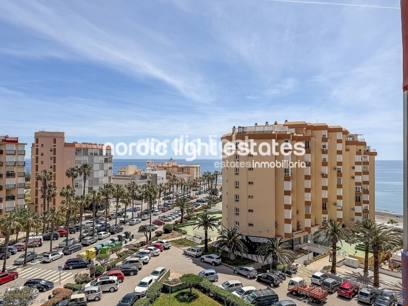 Spacious studio apartment with seaviews 