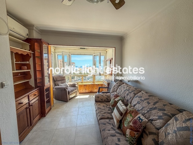 Spacious studio apartment with seaviews 