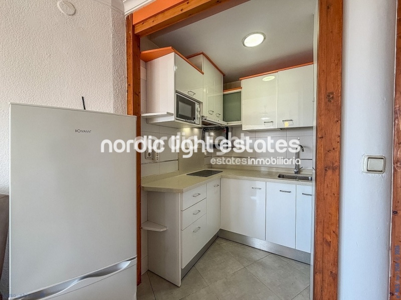 Spacious studio apartment with seaviews 