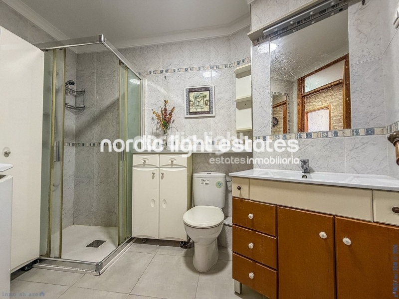 Spacious studio apartment with seaviews 