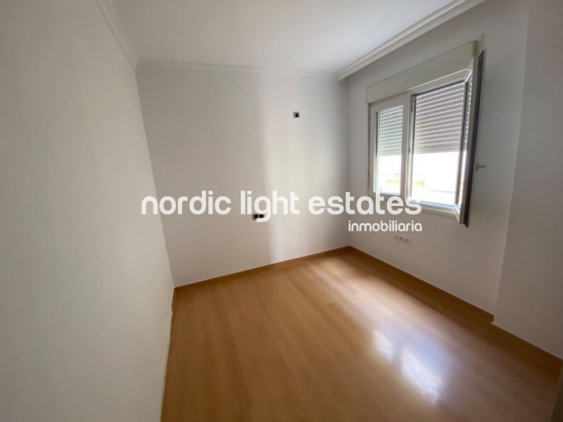 Spectacular penthouse with rooftop terrace of 169 sqm and parking space