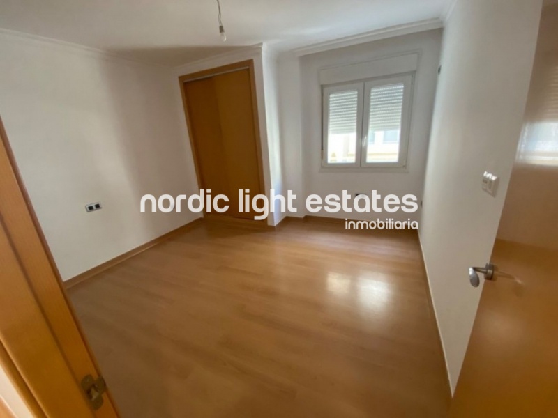 Spectacular penthouse with rooftop terrace of 169 sqm and parking space