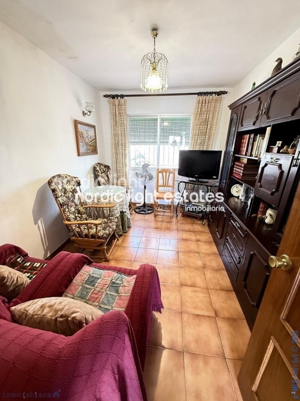 Detached villa and urban building with outstanding development potential