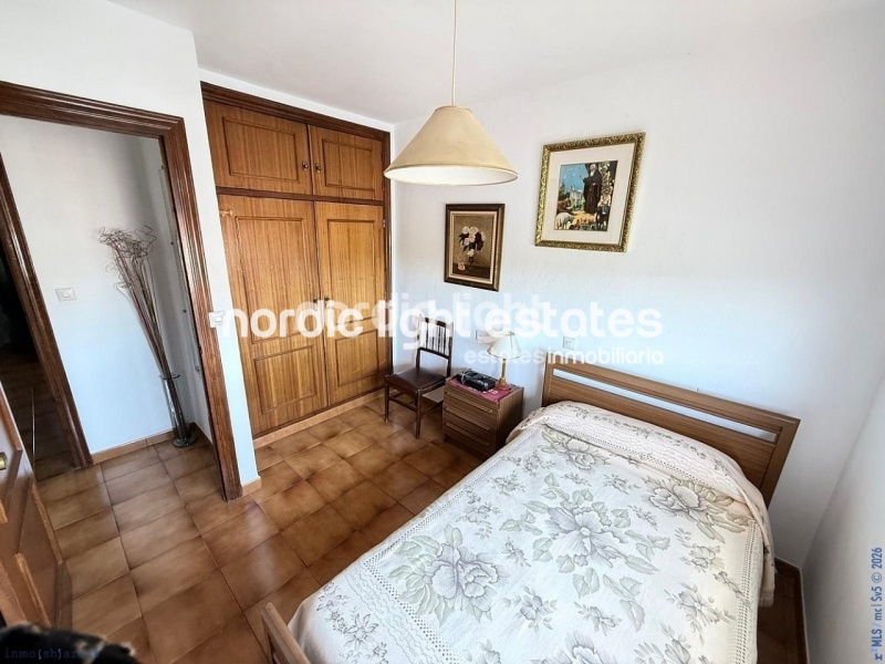 Detached villa and urban building with outstanding development potential