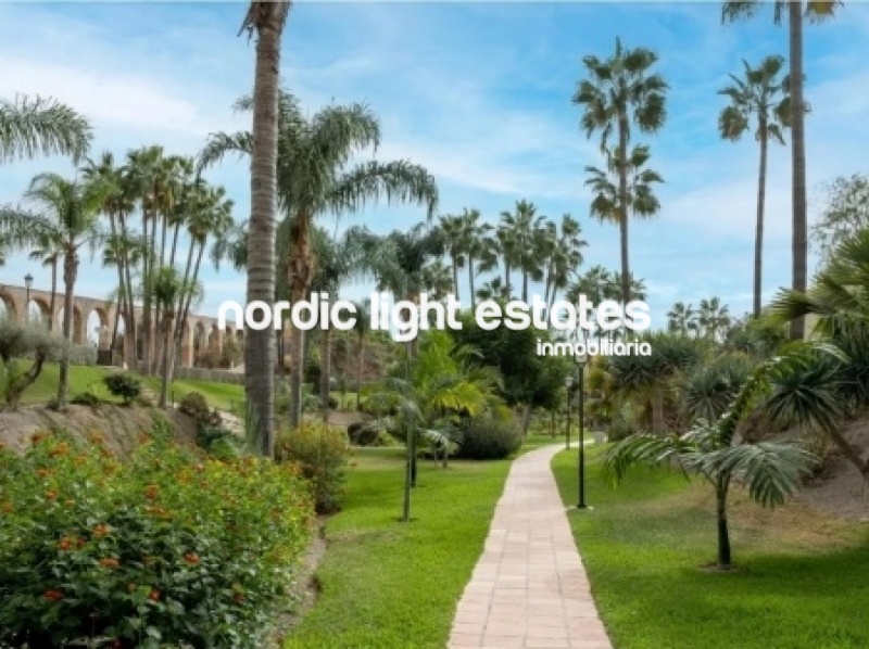 Great investment. Tourist complex with 6 fully renovated apartments