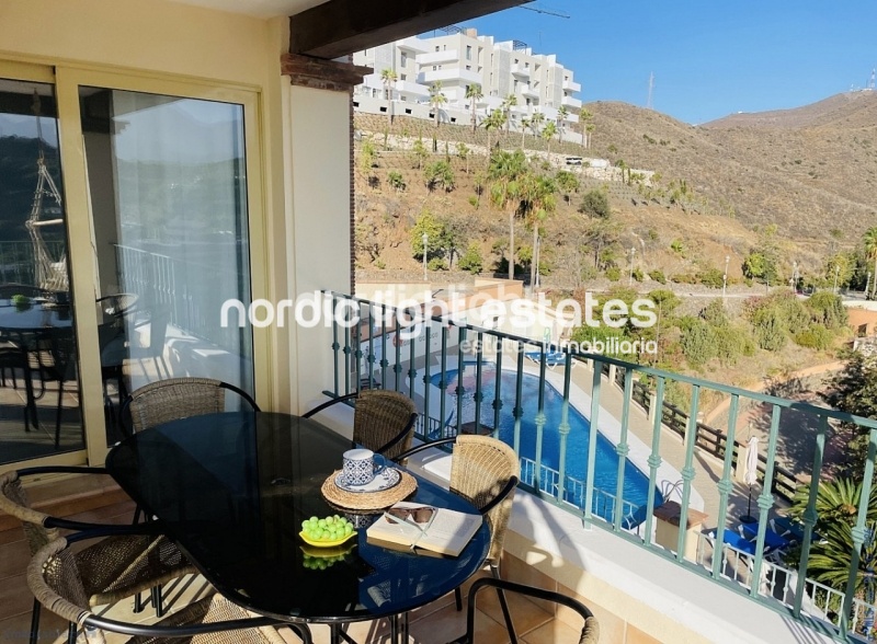 Elegant luxury apartment with panoramic sea views