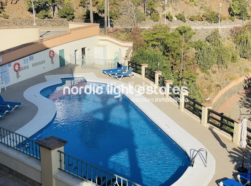 Elegant luxury apartment with panoramic sea views