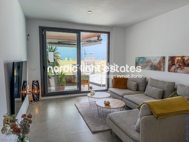 Excellent apartment with parking space, store room and pool