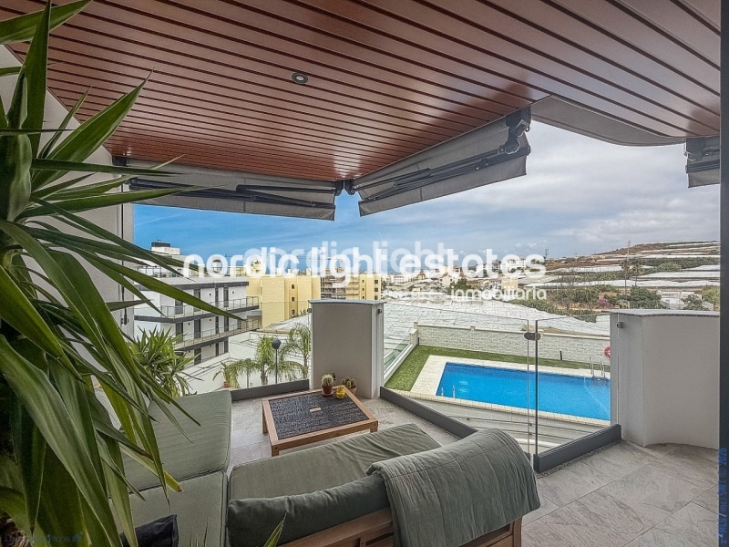 Excellent apartment with parking space, store room and pool