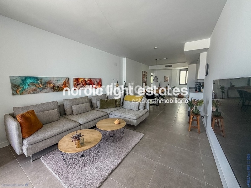Excellent apartment with parking space, store room and pool