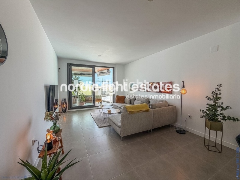 Excellent apartment with parking space, store room and pool