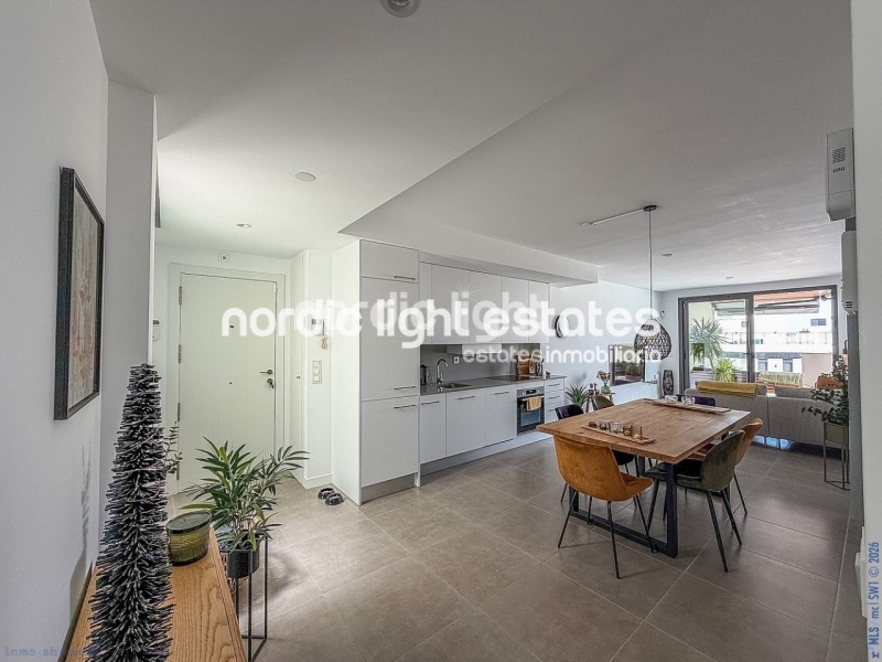 Excellent apartment with parking space, store room and pool