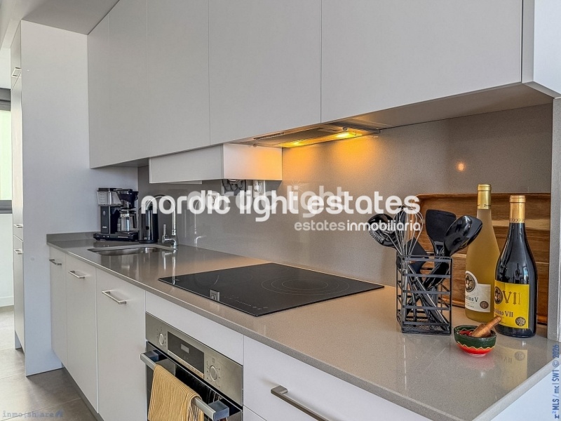 Excellent apartment with parking space, store room and pool