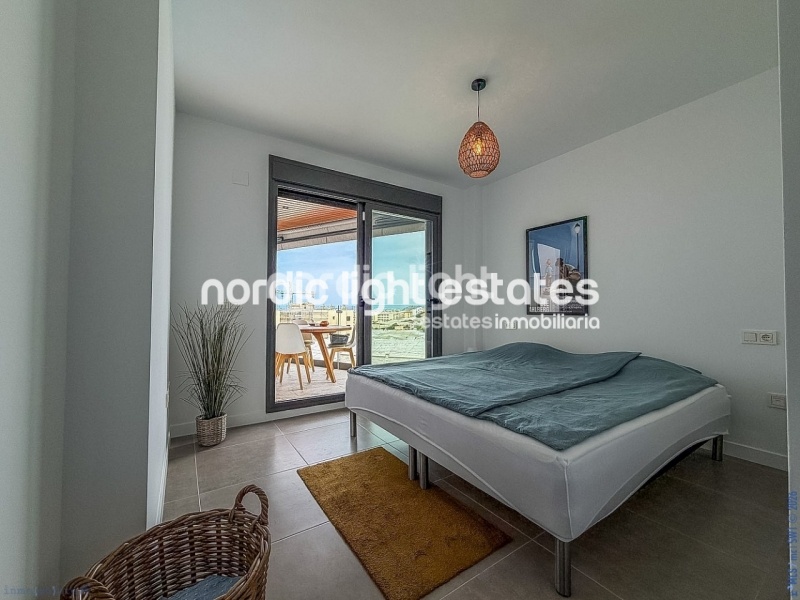 Excellent apartment with parking space, store room and pool
