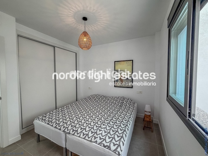 Excellent apartment with parking space, store room and pool