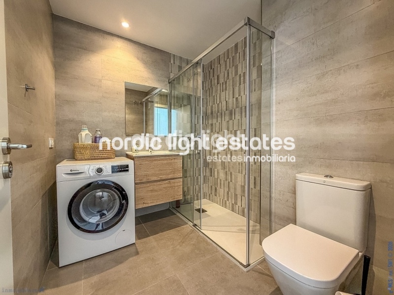 Excellent apartment with parking space, store room and pool