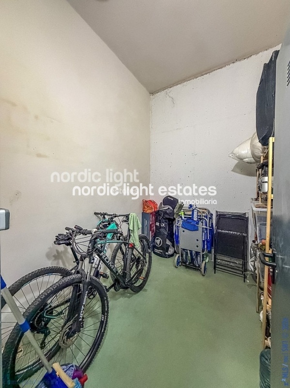 Excellent apartment with parking space, store room and pool