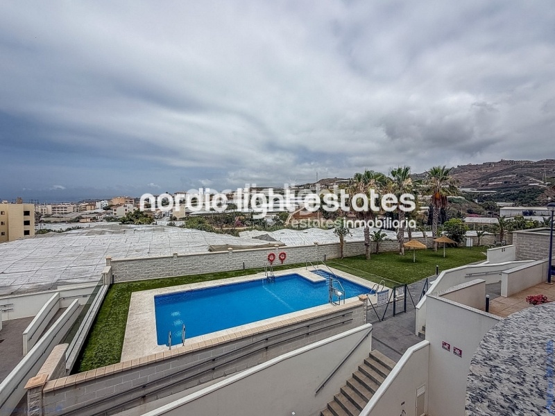Excellent apartment with parking space, store room and pool