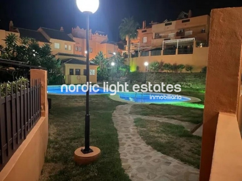 Semi-detached house with 2 parking spaces, several terraces and swimming pool 