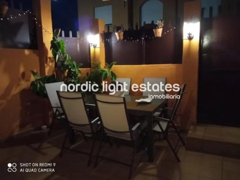 Semi-detached house with 2 parking spaces, several terraces and swimming pool 