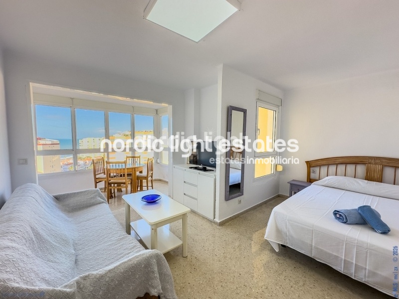 Beautiful studio with sea views in Centro Internacional 